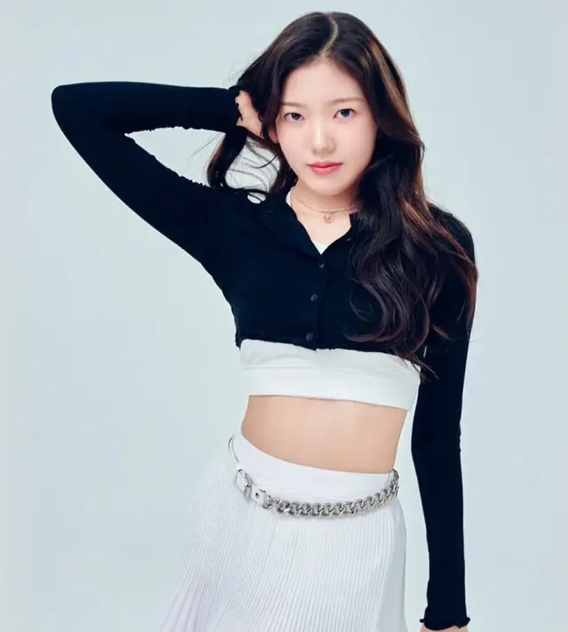 Kim MinJi